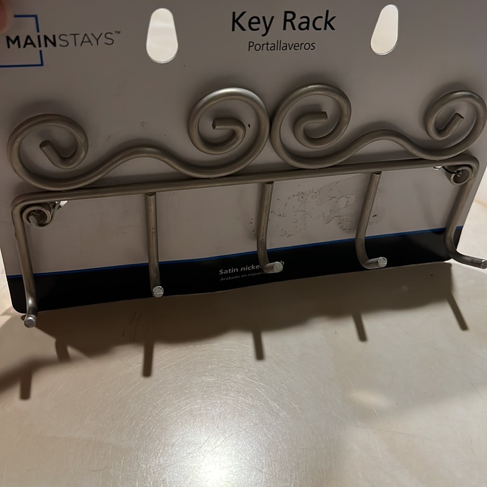 New Key Rack - Picture 4 of 7